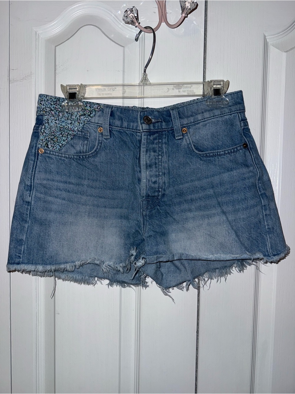 7 For All Mankind Monroe Cutoff Denim Shorts Light Blue Wash Size 27